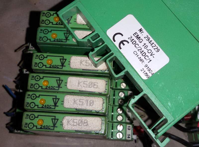 EMG 10-OV-24DC/24DC/1 (x2) EMG 10-OV-24DC/24DC/1 (x2)